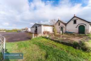 Cattle Shed / Storage- click for photo gallery
